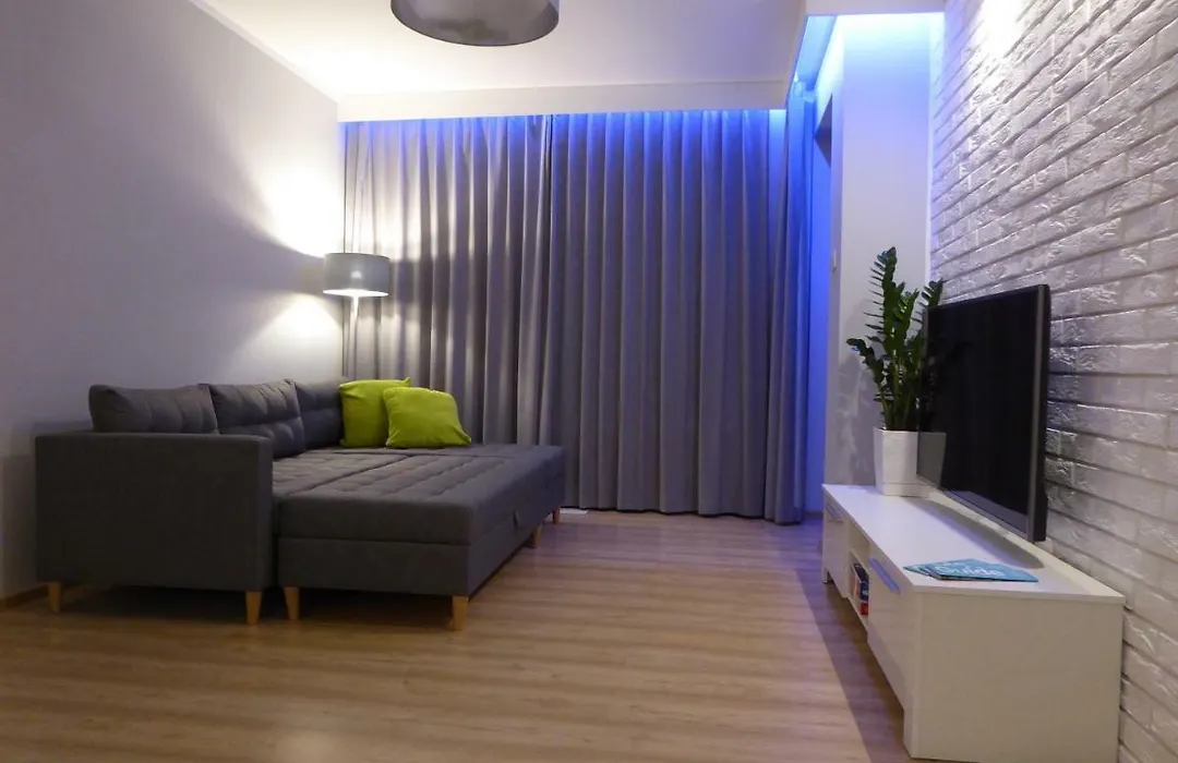 Grand De Luxe Solna-1