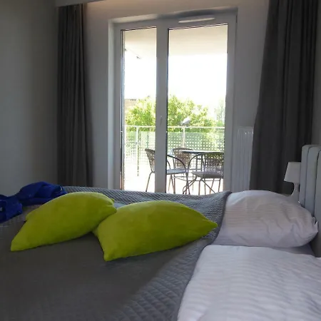 Grand De Luxe Solna-2